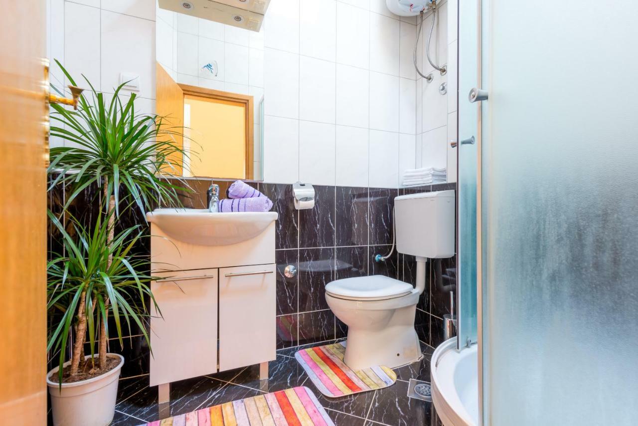 Majestic Lookout - Apartment Rixi Ragusa Esterno foto