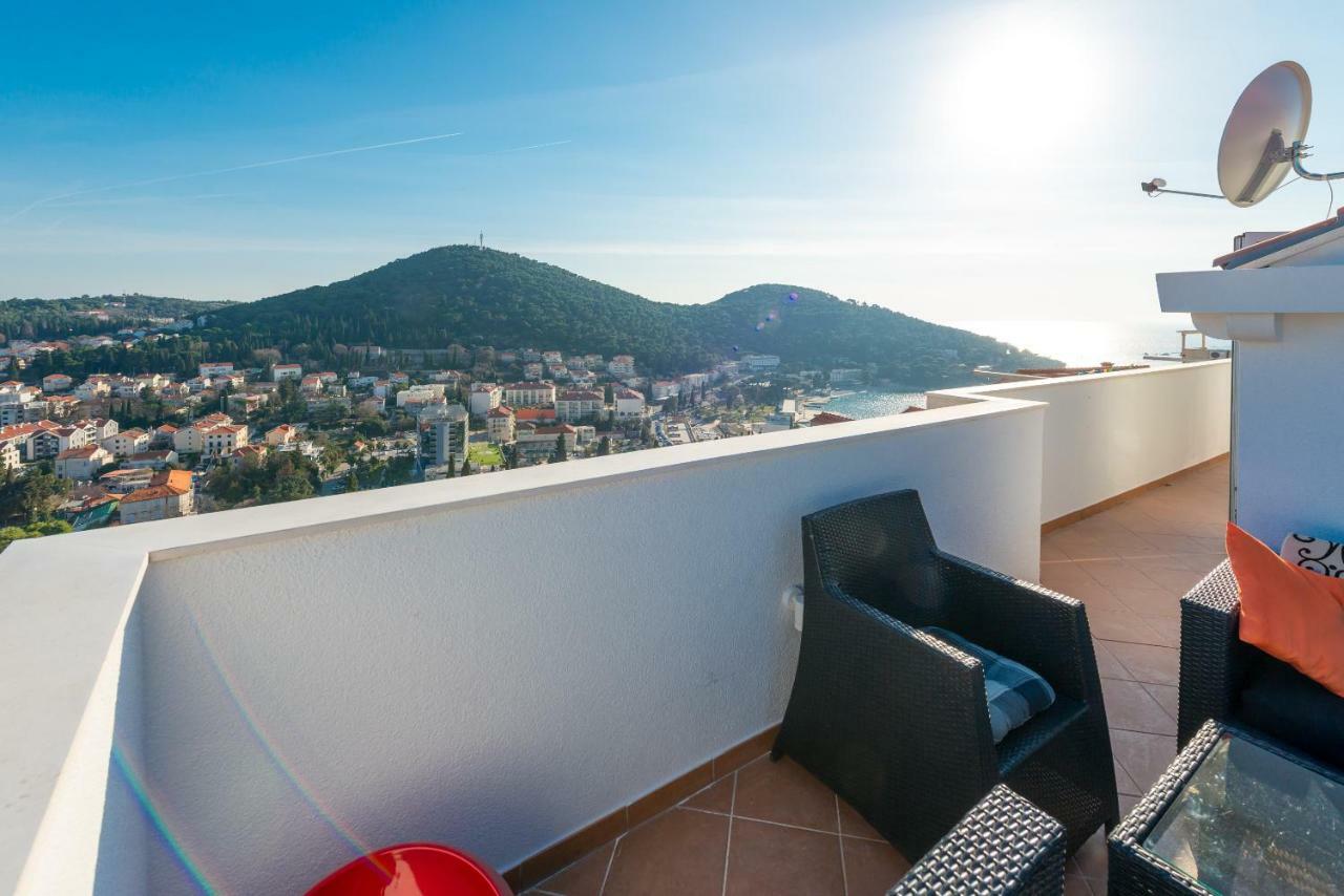 Majestic Lookout - Apartment Rixi Ragusa Esterno foto