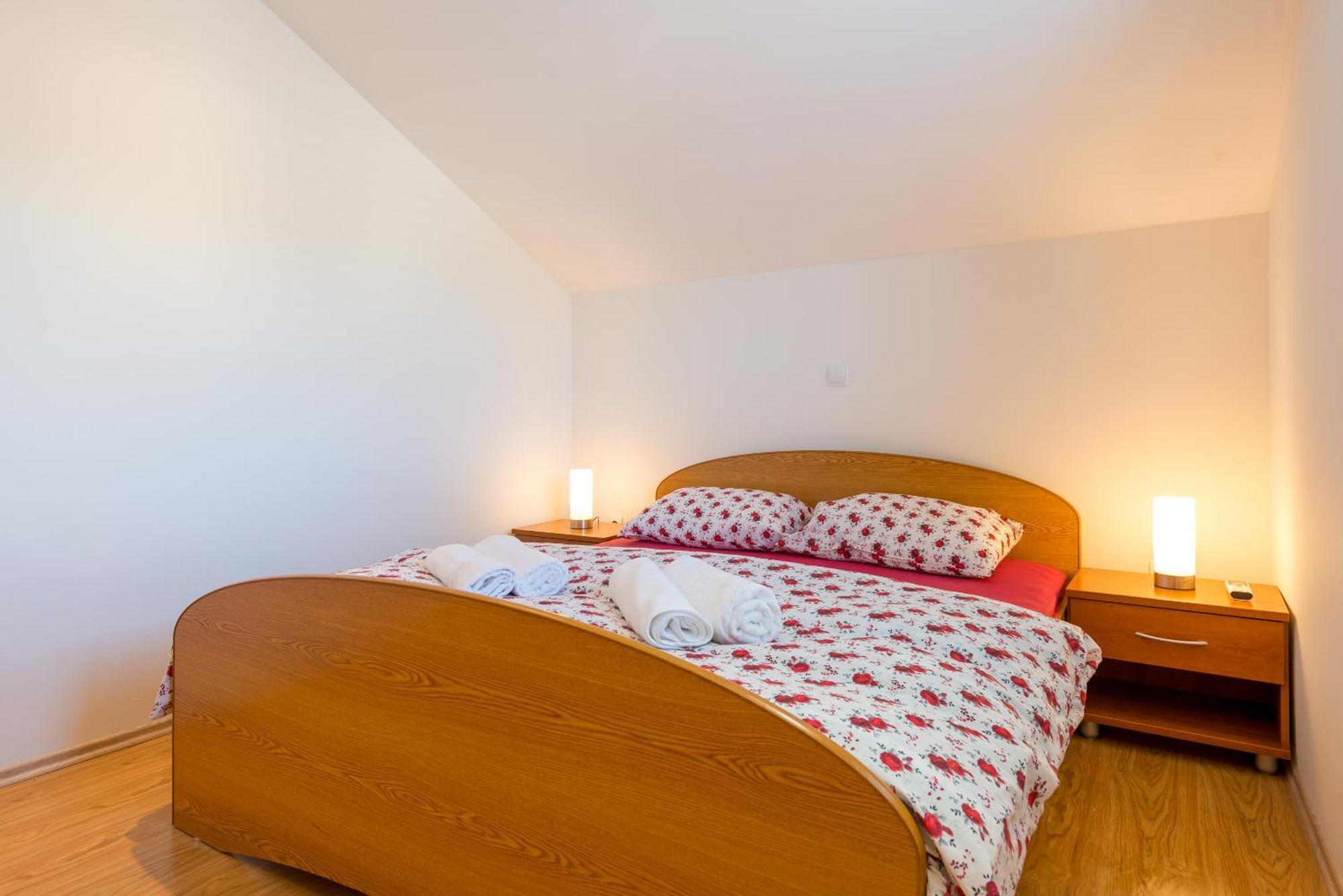 Majestic Lookout - Apartment Rixi Ragusa Esterno foto