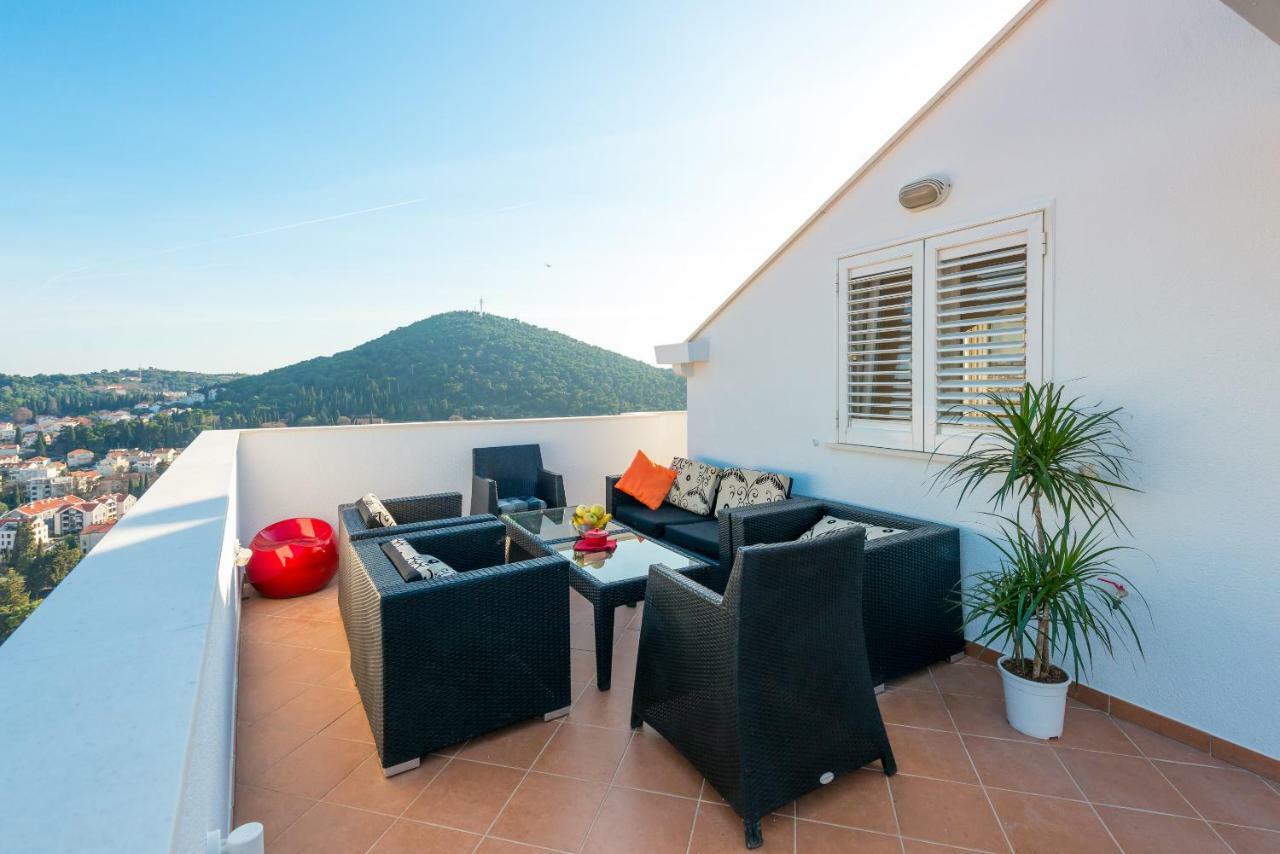 Majestic Lookout - Apartment Rixi Ragusa Esterno foto