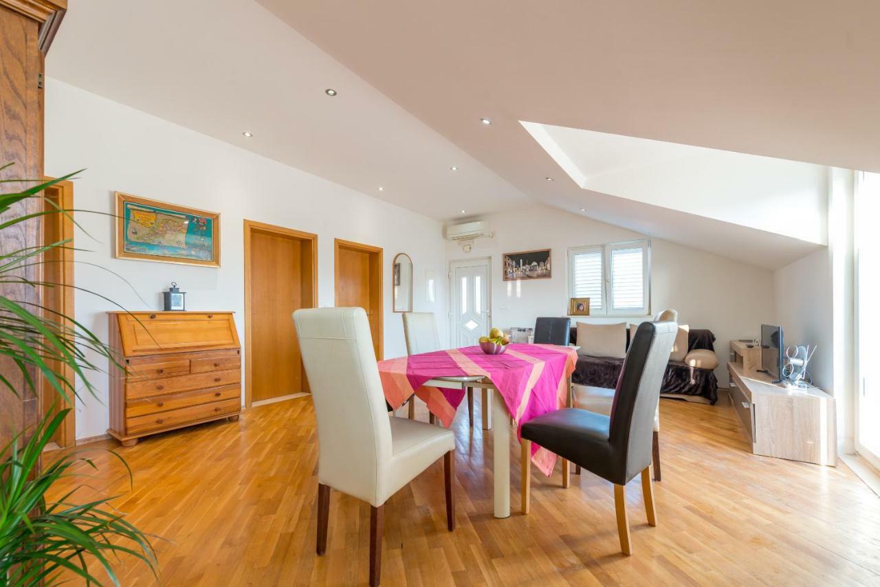 Majestic Lookout - Apartment Rixi Ragusa Esterno foto