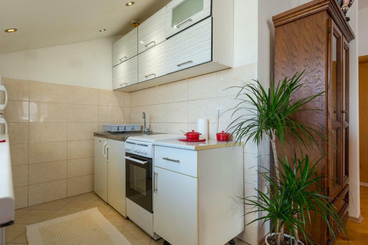 Majestic Lookout - Apartment Rixi Ragusa Esterno foto