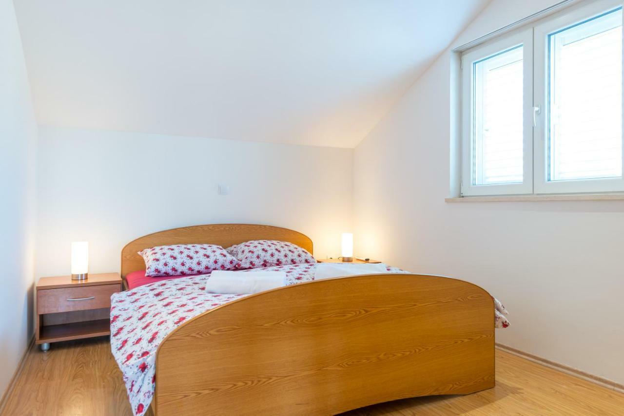 Majestic Lookout - Apartment Rixi Ragusa Esterno foto