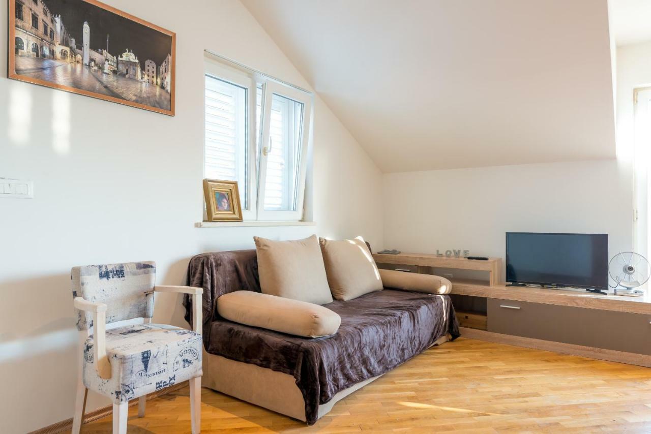 Majestic Lookout - Apartment Rixi Ragusa Esterno foto