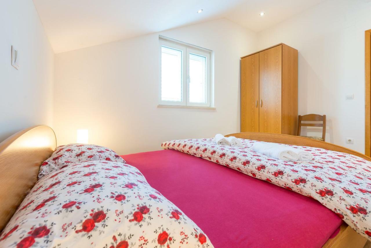 Majestic Lookout - Apartment Rixi Ragusa Esterno foto